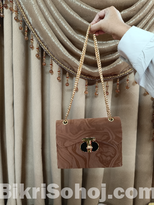 Cross body bags